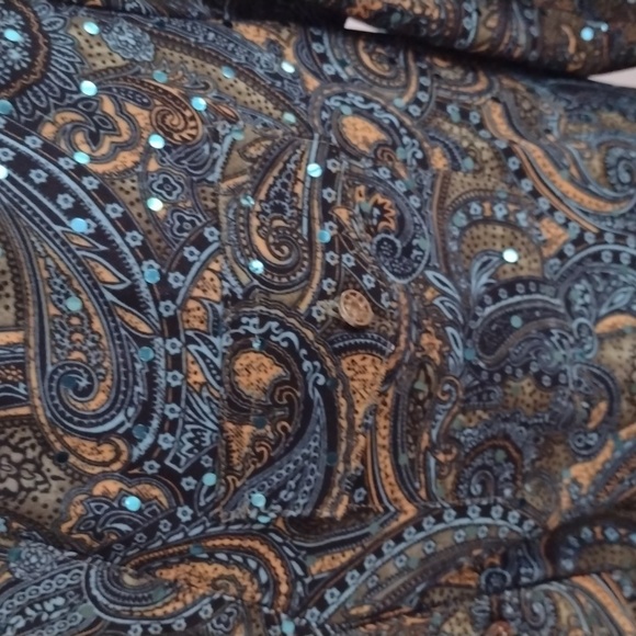 "Cathy" brand. Women's Sequin Top - Picture 3 of 6